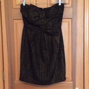 Minuet Petite Classic Strapless black with gold dress Size Junior Large